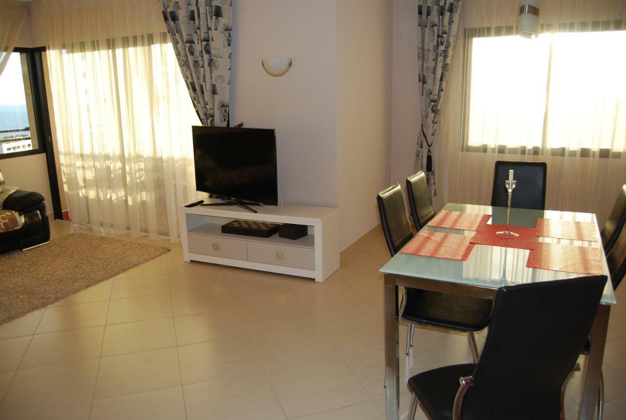 אדחה Apartment Nel Paraiso Deluxe מראה חיצוני תמונה